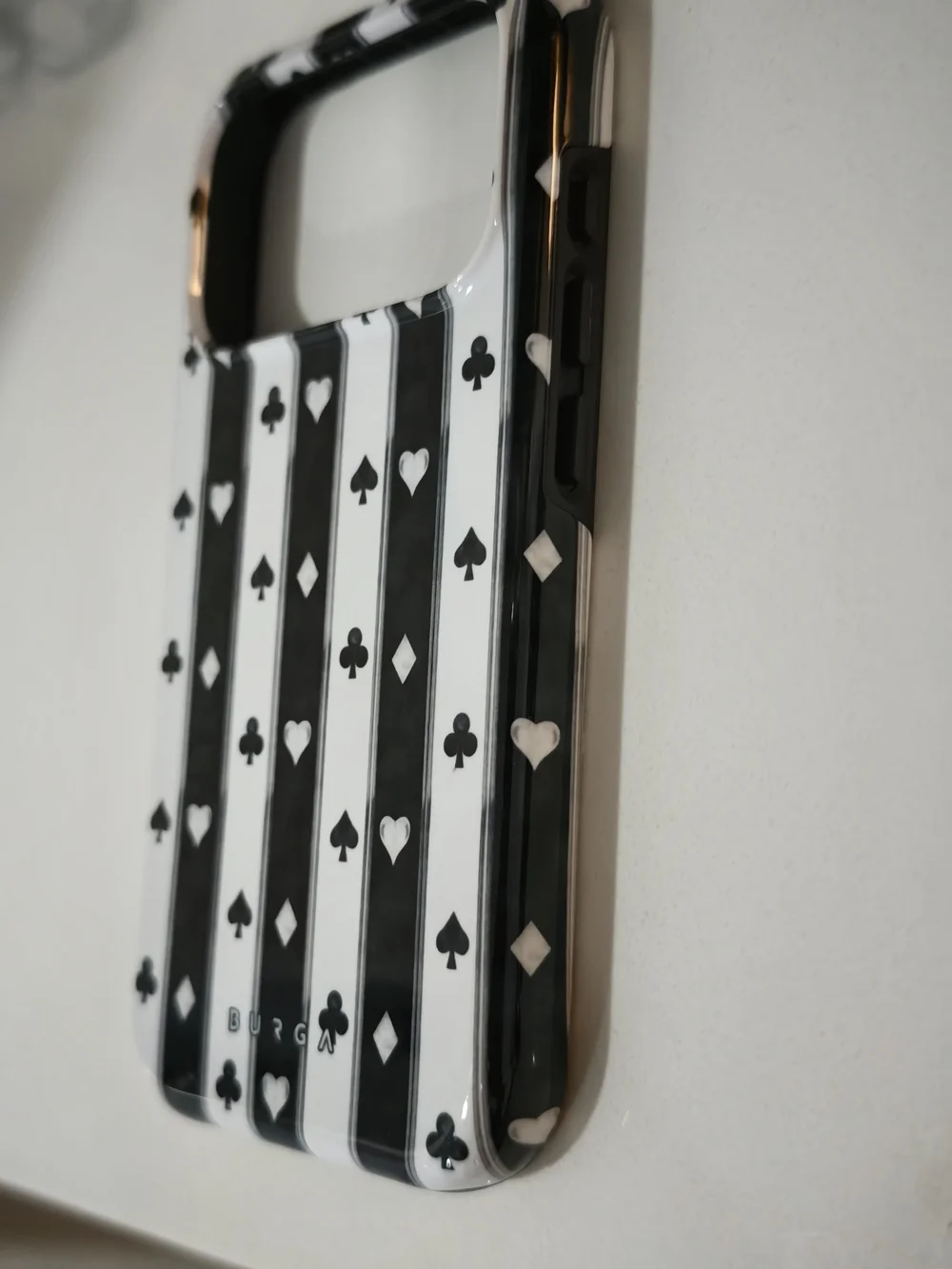 BURGA ♠️Queen's Court iPhone 17 Pro Case - Black & White